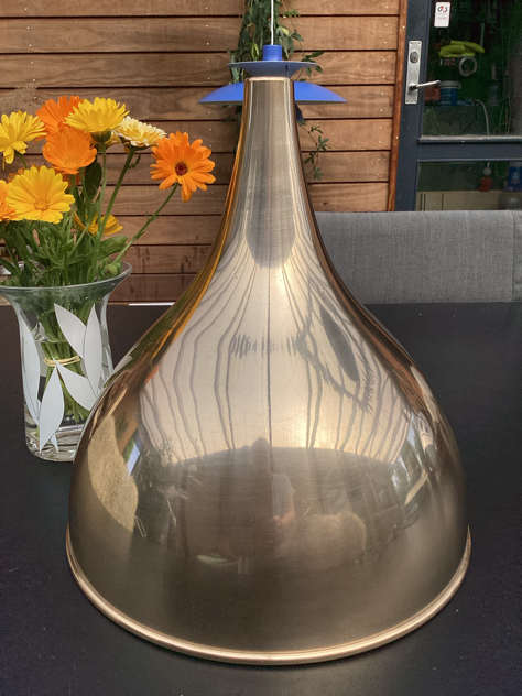 #fogmorup#johammerborg#silhuetlamp#brasslamp#brass#midmod#spaceage#spaceagedesign#paulinekdk #vejle#indretning#interiør#boligindretning#tilsalg#sælges#forsale#indretmedgenbrug#pendel#belysning #danishdesign