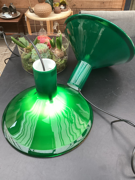 #holmegaard#overfangsglas#danishdesign#glaslampe#mundblæstglas#michaelbang#vintage#interiør#midmod#paulinekdk#vejle#belysning#loftlampe#p&tpendel#pogtpendel#