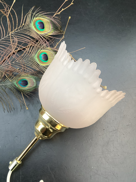 #lampe#danishdesign #opalglas#messing #antik#tilsalg#sælges #lampe #køkkenlampe#pendel#vintagelamp#lyfa #lyfalamp #vintage #belysning#vintage#holmegaardlampe#holmegaard#midcenturymodern#danishmodern#genbrug#midmod #classic#interiordesign#homedecor#vejle#paulinekdk#tulipanlampe