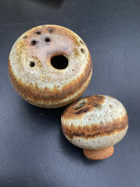 #stentøj#svampevase#keramik#axella#hulvase#jordfarver#jettehellerøe#erikgraeser##belysning#midmod#danishdesign#vintage#vejle#paulinekdk