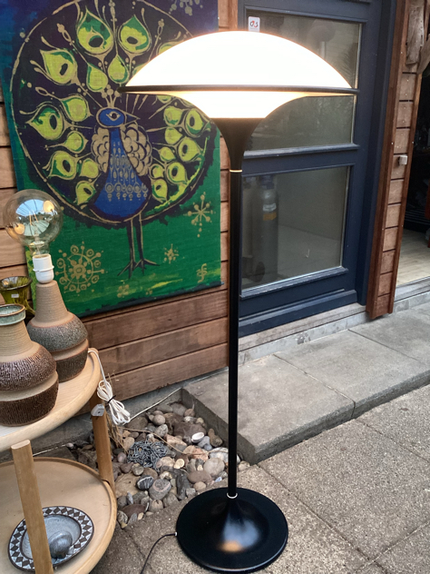 trombone#trombonelamp#newvintage#johammerborg #fogmorup #danishdesign #danishlamp#lento#lentolamp#messing #skalalamp#vintagelamp #brass#danishdesign #midcenturymodern #danishmodern #tilsalg#sælges #forsale #loppefund #genbrug #midmod #classic#interiordesign #homedecor#paulinekdk#vejle#prebenjacobsen#cosmos#cosmoslamp#cosmoslampe