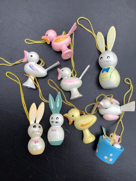 trææg#påskepynt#håndmaledeæg #påskeæg#påskehare#hare#påske #annebeate#holline#eigenbrod#påske2025#påskepynt #easterbunny #easter#brass #messingfigur #messinghare#messing #indretning #interiør #indretmedgenbrug #tilsalg #sælges #forsale #paulinekdk #vejle