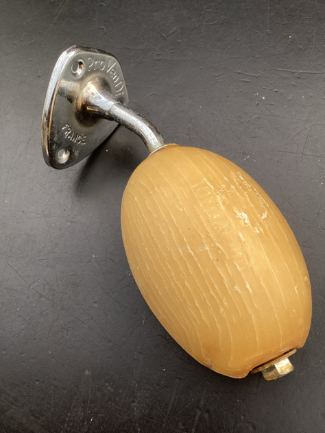 #badeværelse #belysning #vintagevæglampe #vintage #ifö#ifø#ifölamp #vintagelamp #retrolamper #væglampe #badeværelseslampe #sengelampe #belysning #vintage #midcenturymodern #danishmodern #tilsalg #sælges #forsale #loppefund #genbrug #midmod #classic #interiordesign #homedecor#lesbainsdecoresdeporcelaine#håndklædeholder#madeinfrance#lebainsdecorsporcelaine#provendi