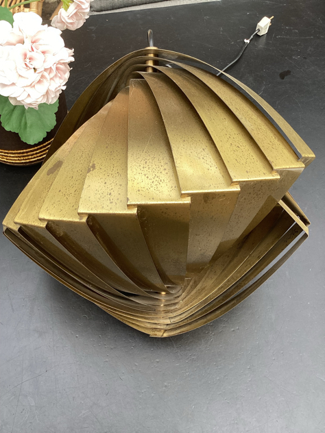 #louisweisdorf #lyfa#konkylie#konkylielampe#massivmesing#weisdorflamp #belysning#vintagelamp#scandinaviandesign#danishdesign#interiør#indretning#boligindretning#vintage#midmod#designclassic #designclassics #vejle#paulinekdk