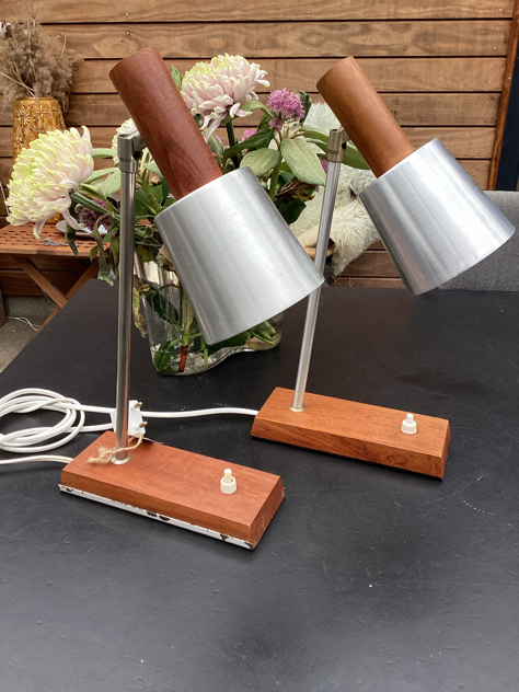 #lyfa#lyfalampe #lyfasilva#lyfalux#bordlampe#væglampe#sengelampe#johammerborg#fogmorup #danishdesign #danishlamp #messing#alulamp#skalalamp#vintagelamp #brass #danishdesign#midcenturymodern #danishmodern #tilsalg #sælges #forsale#loppefund #genbrug #midmod #classic #interiordesign#homedecor#paulinekdk #vejle