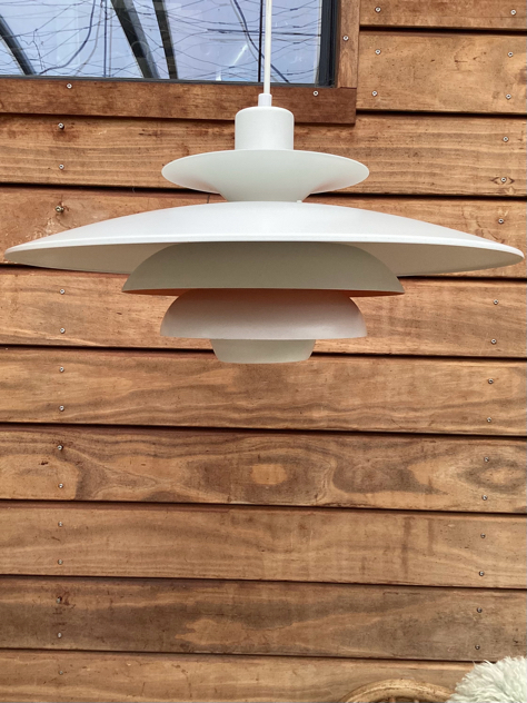 #formlight#formlightlamp#belysning#pendel#loftlampe#johammerborg #fogmorup #danishdesign #danishlamp#jekasofie #jeka#vintagelamp #jekalamp #danishdesign#midcenturymodern #danishmodern #tilsalg #sælges #forsale#loppefund #genbrug #midmod #classic #interiordesign#homedecor#paulinekdk #vejle