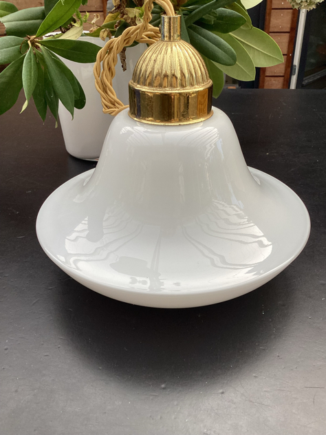 #lampe#danishdesign #opalglas#messing #antik#tilsalg#sælges #lampe #køkkenlampe#pendel#vintagelamp#lyfa #lyfalamp #vintage #belysning#vintage#holmegaardlampe#holmegaard#midcenturymodern#danishmodern#genbrug#midmod #classic#interiordesign#homedecor#vejle#paulinekdk