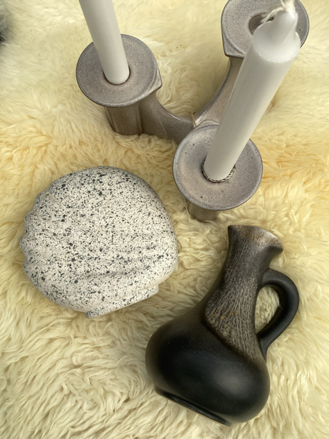 #vintage #vintagekeramik #westgermanypottery #løvemose#ravnild#ravnildkeramik #westgermany#løbeglasur#lavaglasur#fatlava