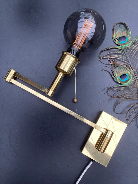 #svingarm #belysning #væglampe #vintagelamp #svingarmslampe #messing #vintage #brass #antiklampe #interiør#indretning #boligindretning #indretmedgenbrug #danishdesign #væglampe #vejle #paulinekdk