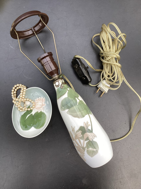 #royalcopenhagen #keramik #vintage #svendhammershøi#kähler #vintagekähler #svendhammershøilampe#svendhammershøiforkähler#michaelandersen#lehmannkeramik#michaelandersenkeramik#rørstrand#helenabengtsson#EinarJohansen#smykkeskål#michaelandersenkeramik #vase#bordlampe#vintage #madeindenmark#vintage#søholmbordlampe#bordlampeikeramik