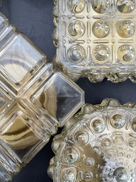 3champagne.jpg #champagnefarvetglas #plafondmedperlemor #danishdesign#perlemorseffekt#opalplafond#louispoulsen#plafond#danishlamp #messing #skalalamp#vintagelamp #brass #danishdesign#midcenturymodern #danishmodern #tilsalg #sælges #forsale#loppefund #genbrug #midmod #classic #interiordesign#homedecor#vejle#paulinekdk