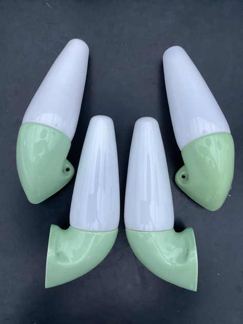 ifoemint.jpg #ifo #sigvardbernadotte #væglampe #badeværelse #belysning#vintagevæglampe #vintage #vintagelamp #retrolamper #væglampe #badeværelseslampe#sengelampe #belysning #vintage #midcenturymodern#danishmodern #tilsalg #sælges #forsale #loppefund #genbrug#midmod #classic #interiordesign #homedecor