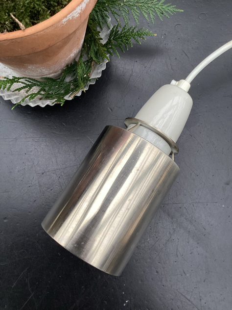 #junolamp#flowerpot#vernerpanton#louispoulsen#flowerpots#vernerpantonflowerpot #vernerpantondesign#flowerpotiemalje#enamellamp#johammerborg#fogmorup#danishdesign#danishlamp#messing#skalalamp#vintagelamp #brass#danishdesign#midcenturymodern#danishmodern #tilsalg #sælges#forsale#loppefund #genbrug#midmod #classic#interiordesign#homedecor#paulinekdk #vejle