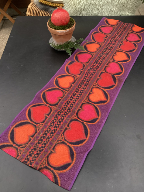 #adventsstage#englestage#messingpynt#perleklokke#perlepynt#juletextil#juletræsfod #jul#julebroderi#julepynt#hækletpynt#julidanmark #jul2025#juleting #juletræ#södahl#inkaprint#juleløber#sødahl#inkaprint#julebroderi#juletræstæppe #kalenderlys#kalenderstage#vintagejul #julepynt#støbejern #tilsalg #sælges #forsale #paulinekdk #vejle