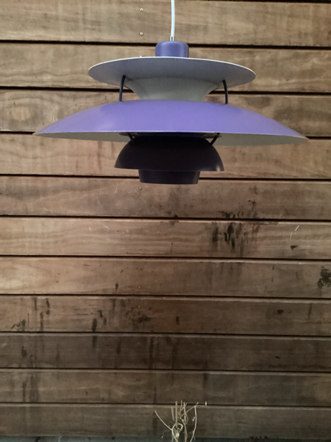 #ph5 #danishdesign #ph43#ph5white#ph5blanc#ph5hvid#vintagelamp #vintage#belysning #phlamp #belysning #pendel #vintage#midcenturymodern #danishmodern #tilsalg #sælges #forsale#genbrug #midmod #classic #interiordesign #homedecor#bæredygtig #indretning #indretmedgenbrug #paulinekdk#vejle#louispoulsenph5 #louispoulsen