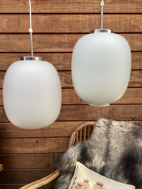 #bentkarlby#peanutlamp#kinalampe#chinalamp#bentkarlbylyfabentkarlbylamp bentkarlbykinapendel satellitlampevilhelmwohlertlampeholmegaardopalglaskøkkenlampeglashuttelimburglysekronechandelierkaiserleuchtrnpoulchristiansenlampeleklintleklintlampelyfabordlampevintagepaulinekdk