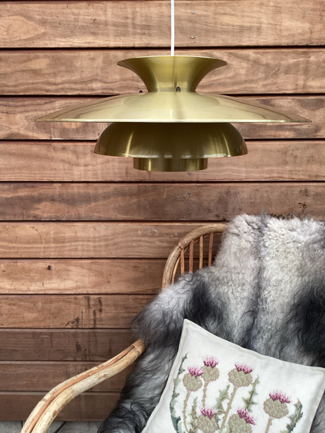 #formlight#formlightlamp#belysning#pendel#loftlampejohammerborg fogmorup danishdesign danishlamp messing skalalampvintagelamp brass danishdesign midcenturymodern danishmodern tilsalg sælges forsale loppefund genbrug midmod classic interiordesign homedecorpaulinekdk vejle