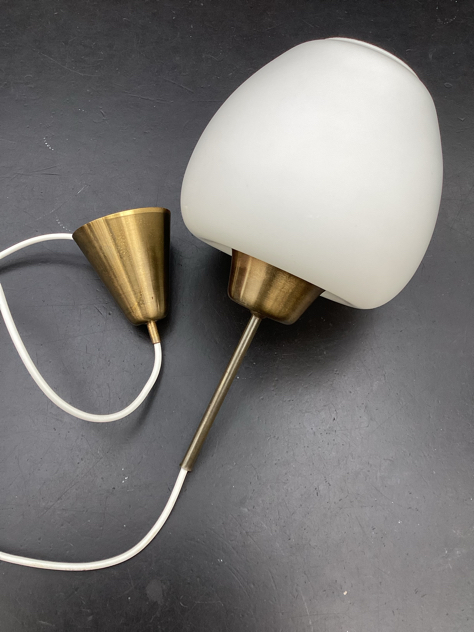 #artdeco #artdecolampe #porcelæn #messing #belysningartdecolampartdecopendelloftlampe vintage midmod classic design danishdesign interiør boligindretning tilsalg sælgesforsale genbrug indretmedgenbrug vejlepaulinekdk
