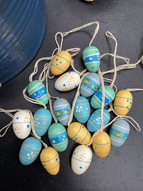 #trææg#påskepynt#håndmaledeæg #påskeæg#påskehareharepåskeannebeatehollineeigenbrodpåske2025påskepynt easterbunny easterbrass messingfigur messingharemessing indretning interiør indretmedgenbrug tilsalg sælges forsale paulinekdk vejle
