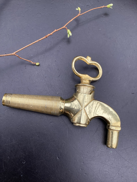 #tappehane #messing #messingtappehane #paulinekdk#vintønde