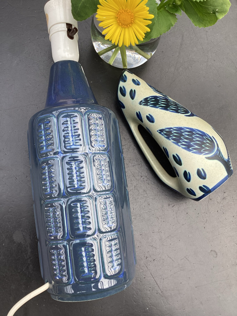 #Søholm #keramik #vintage #einarjohansen #kählervintagekähler svendhammershøilampe svendhammershøiforkähler michaelandersenlehmannkeramikmichaelandersenkeramik rørstrandhelenabengtsson EinarJohansensmykkeskålmichaelandersenkeramik vase bordlampevintage madeindenmark vintagesøholmbordlampebordlampeikeramik