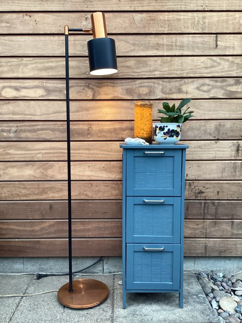 #studiolamp #johammerborg #fogogmørup #copperlamp#johammerborgstudio danishlamp messingskalalampvintagelamp brassdanishdesign midcenturymoderndanishmodern tilsalg sælgesforsale loppefund genbrugmidmod classic interiordesignhomedecorpaulinekdk vejle