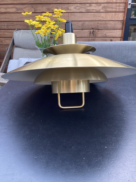 #formlight#formlightlamp#belysning#pendel#loftlampejohammerborg fogmorup danishdesign danishlamp messing skalalampvintagelamp brass danishdesign midcenturymodern danishmodern tilsalg sælges forsale loppefund genbrug midmod classic interiordesign homedecorpaulinekdk vejle