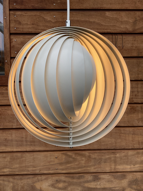 #vernerpanton #vernerpantondesign #vernerpantonmoon#vernerpantonpendel #paulinkekd