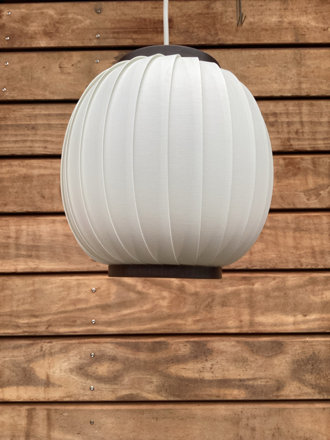 #larsschiøler#larsschiølerlampe #hoyruplight #hoyrup#pearlshade holmsorensen moonlamp moonlampependelbelysningloftlampe 1960s midmoddanishdesignvintagevejlepaulinekdk