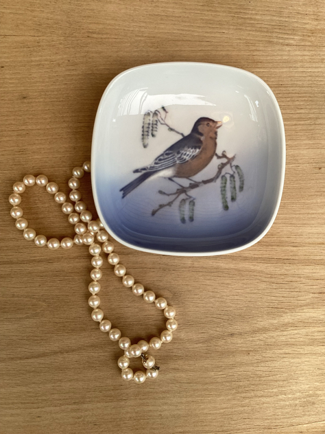 #royalcopenhagenplatte #plattemedfugl #bogfinke#royalcopenhagen #fajanceplatte