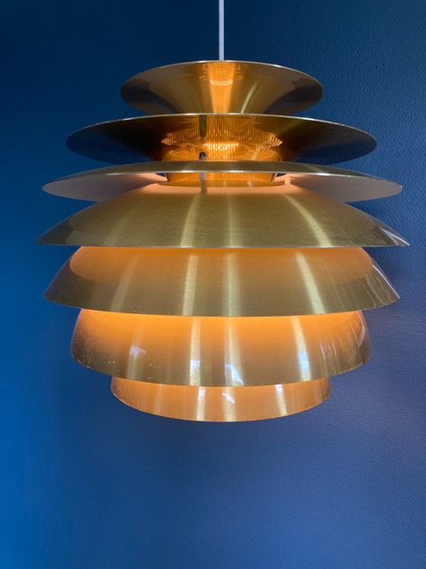 #bentkarlby#bentkarlbybarcelina#barcelonalamp#demabelysning #formlightlamp#belysning#pendel#loftlampe#johammerborg #fogmorup #danishdesign #danishlamp#superlight #brasslamp#vintagelamp #brass #danishdesign#midcenturymodern #danishmodern #tilsalg #sælges #forsale#loppefund #genbrug #midmod #classic #interiordesign#homedecor#paulinekdk #vejle#jekaverona