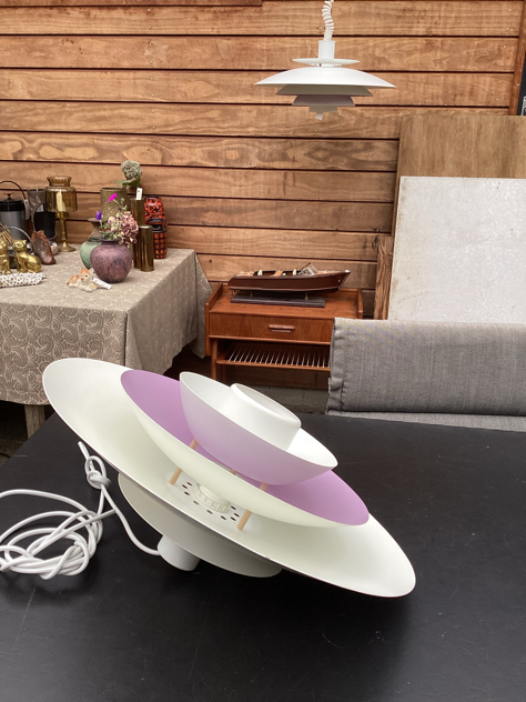 #formlight #midmod #danishdesign #vintagelamp#paulinekdk